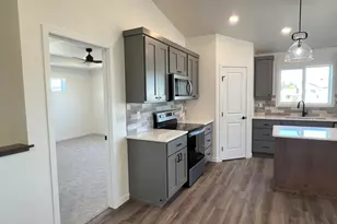 1920 Long Prairie Ln, Detroit Lakes, MN 56501 - Photo 5