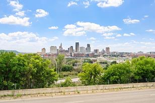 733 5th St E, Saint Paul, MN 55106 - Photo 27