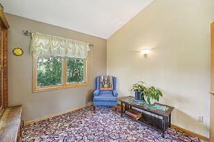 2525 62nd St E, Inver Grove Heights, MN 55076 - Photo 9