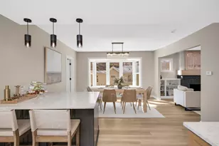 870 Lakeview Ave, Saint Paul, MN 55117 - Photo 15