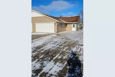 212 4th Avenue S, Raymond, MN 56282 - Photo 1