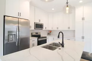 858 Bucknell Ln SE, Stewartville, MN 55976 - Photo 3