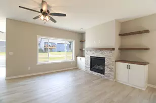 864 Bucknell Ln SE, Stewartville, MN 55976 - Photo 3