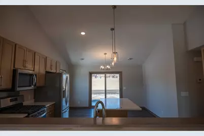 2218 Red Bird Lane, Fairmont, MN 56031 - Photo 7