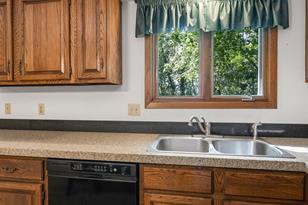 8142 137th Ct, Apple Valley, MN 55124 - Photo 9