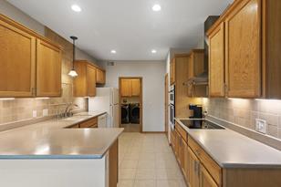 18795 Jordan Cir, Lakeville, MN 55044 - Photo 3