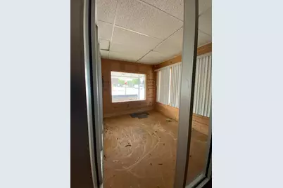 101 Central Avenue S, Geneva, MN 56035 - Photo 7