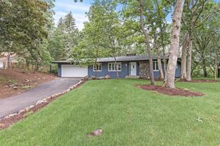 135 Sabra Ct, Apple Valley, MN 55124 - Photo 7