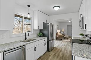 135 Sabra Ct, Apple Valley, MN 55124 - Photo 13