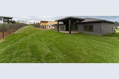 1547 Shannon Oaks Boulevard NE, Rochester, MN 55906 - Photo 35