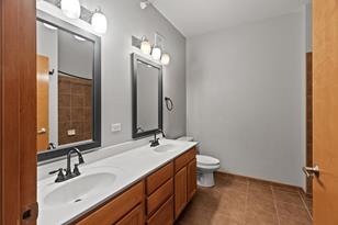 2565 Franklin Ave, Saint Paul, MN 55114 - Photo 19