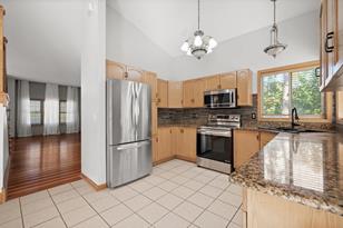 7735 Spring Lake Rd, Mounds View, MN 55112 - Photo 11