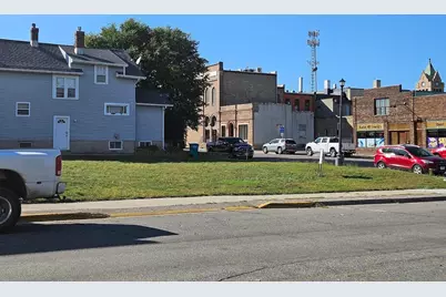 117 2nd Street NE, Waseca, MN 56093 - Photo 3