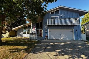 1046 W Lake Ave, Worthington, MN 56187 - Photo 3