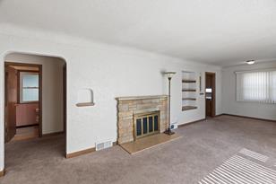 2147 Ames Ave, Saint Paul, MN 55119 - Photo 3