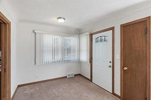 2147 Ames Ave, Saint Paul, MN 55119 - Photo 15
