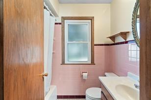 2147 Ames Ave, Saint Paul, MN 55119 - Photo 9