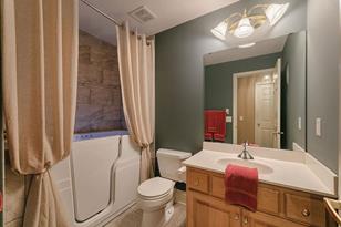 1165 Gallery Ln, Chaska, MN 55318 - Photo 21