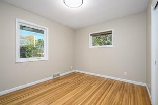 1523 10th Ave NE, Rochester, MN 55906 - Photo 9