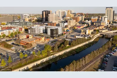 425 Broadway Avenue S, Rochester, MN 55904 - Photo 5