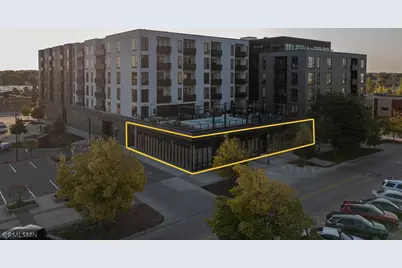 425 Broadway Avenue S, Rochester, MN 55904 - Photo 1