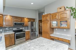 801 Berg Blvd SE, Stewartville, MN 55976 - Photo 13