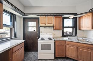 617 Rose Ave E, Saint Paul, MN 55130 - Photo 13