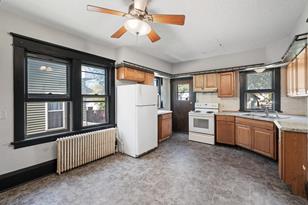 617 Rose Ave E, Saint Paul, MN 55130 - Photo 11