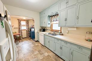 113 Minnesota Ave, Detroit Lakes, MN 56501 - Photo 5