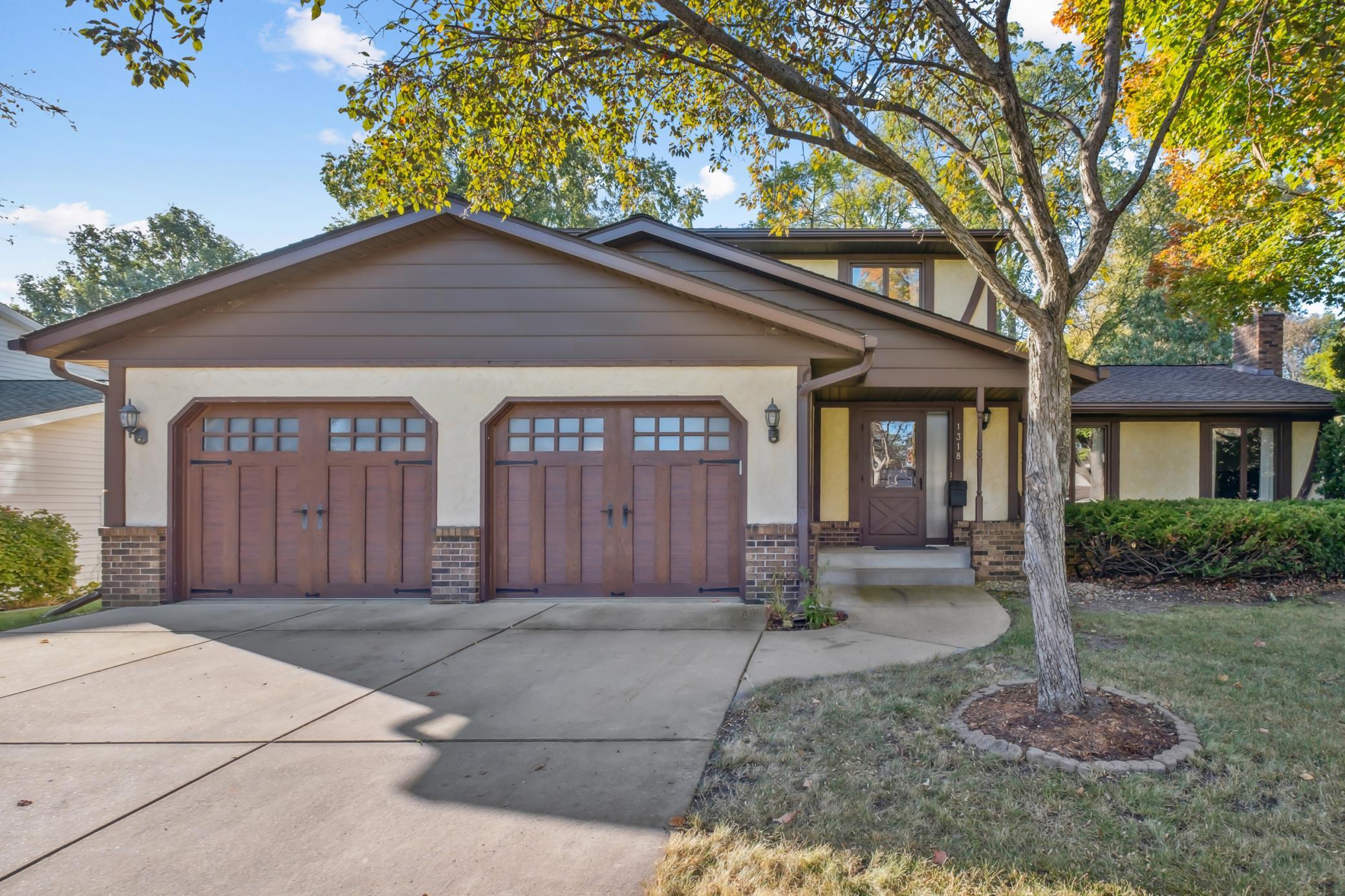 1318 Willow Cir, Roseville, MN 55113 MLS 6615483 Coldwell Banker