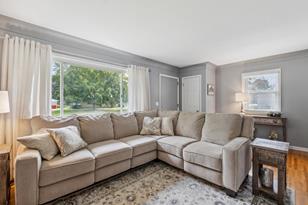 9624 Clinton Ave S, Bloomington, MN 55420 - Photo 5