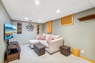 9624 Clinton Ave S, Bloomington, MN 55420 - Photo 17