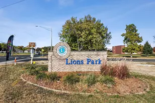 1878 Rainier Dr, Shakopee, MN 55379 - Photo 51