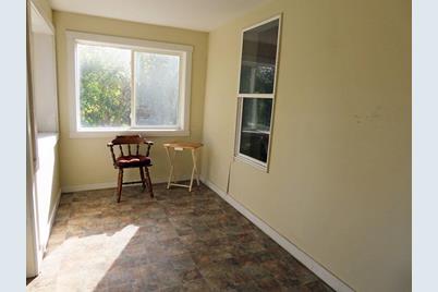 607 State Avenue N, Thief River Falls, MN 56701 - Photo 5