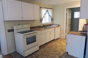 607 State Ave N, Thief River Falls, MN 56701 - Photo 11