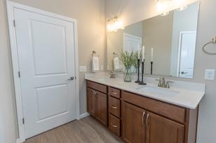 10402 Elm Ln, Corcoran, MN 55374 - Photo 9