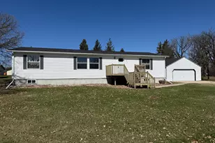 603 Tamarack St, Badger, MN 56714 - Photo 1