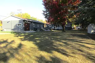 1112 William Ave, Montevideo, MN 56265 - Photo 1