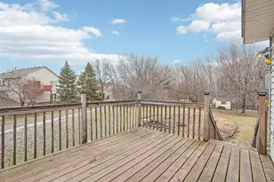 577 Eagle Ridge Rd, Woodbury, MN 55125 - Photo 45