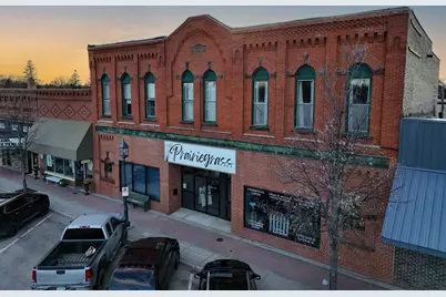 132 1st Ave S, Perham, MN 56573 - Photo 1