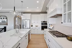 9155 Mills Dr, Chanhassen, MN 55317 - Photo 9
