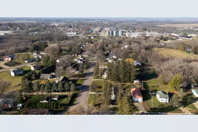 451 Engel Drive, Kenyon, MN 55946 - Photo 5