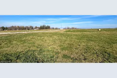 451 Engel Drive, Kenyon, MN 55946 - Photo 11