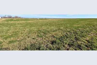 450 Engel Drive, Kenyon, MN 55946 - Photo 9