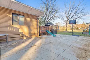 3028 Edgerton St, Little Canada, MN 55117 - Photo 11