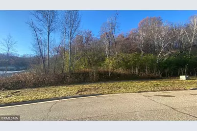 4419 Twin Oaks Court, Eau Claire, WI 54701 - Photo 3