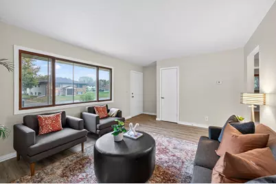 380 74th Avenue NE, Fridley, MN 55432 - Photo 5