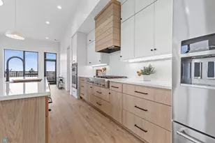 505 Oak St N, Fargo, ND 58102 - Photo 5