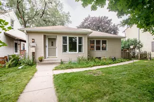 1508 Grotto St N, Saint Paul, MN 55117 - Photo 1