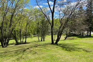 615 Roselawn Ave W, Roseville, MN 55113 - Photo 1